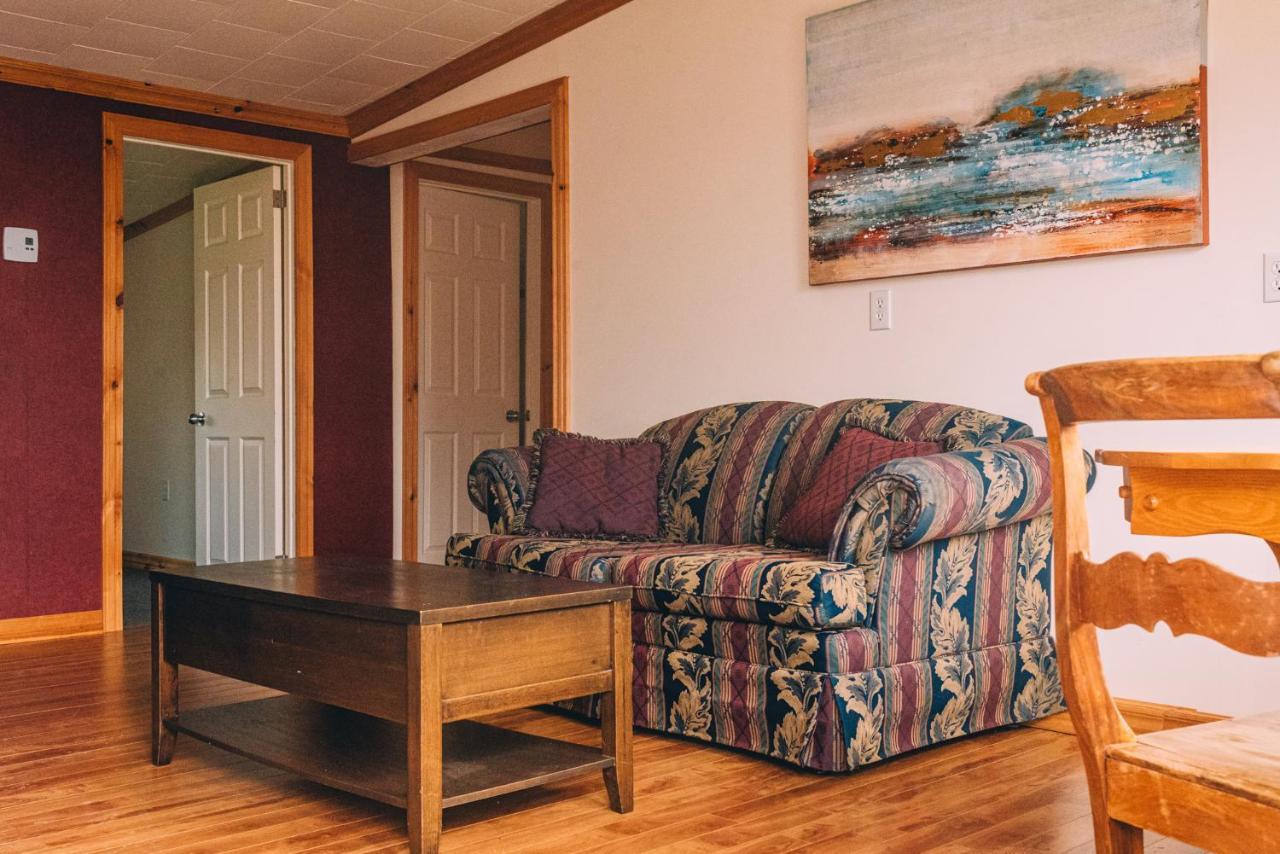 Nordet Motel Saint Georges De Malbaie Ngoại thất bức ảnh