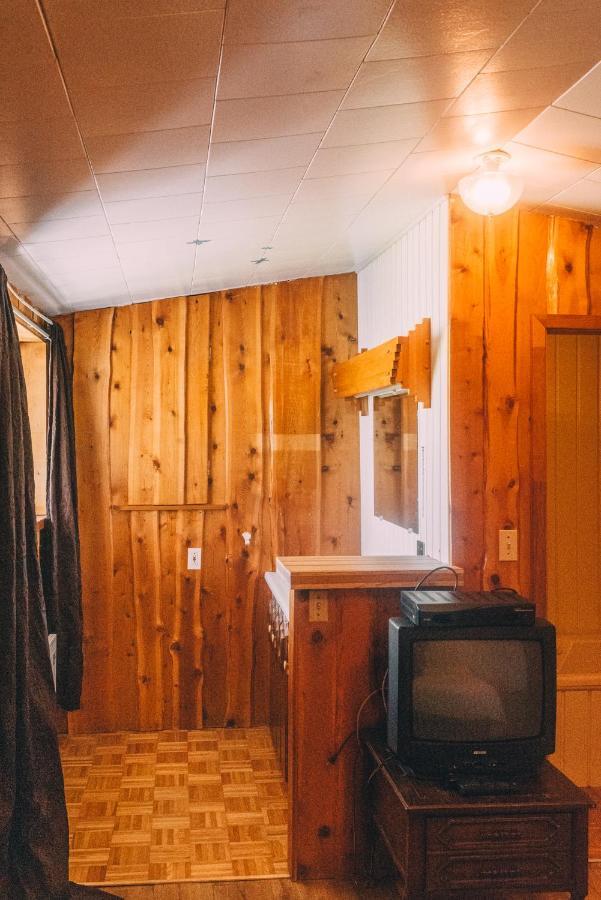 Nordet Motel Saint Georges De Malbaie Ngoại thất bức ảnh