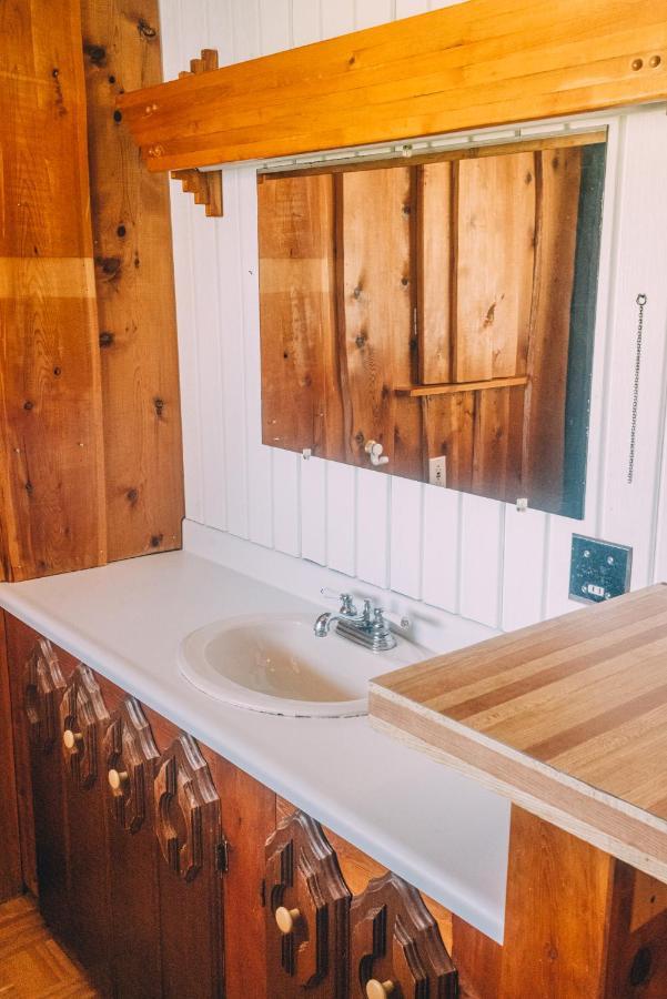 Nordet Motel Saint Georges De Malbaie Ngoại thất bức ảnh